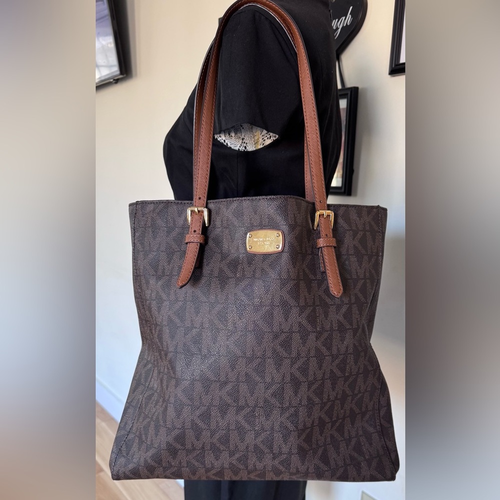 MICHAEL KORS JET SET TRAVEL BROWN LARGE NS PVC LOGO TOTE,SHOULDER HAND BAG